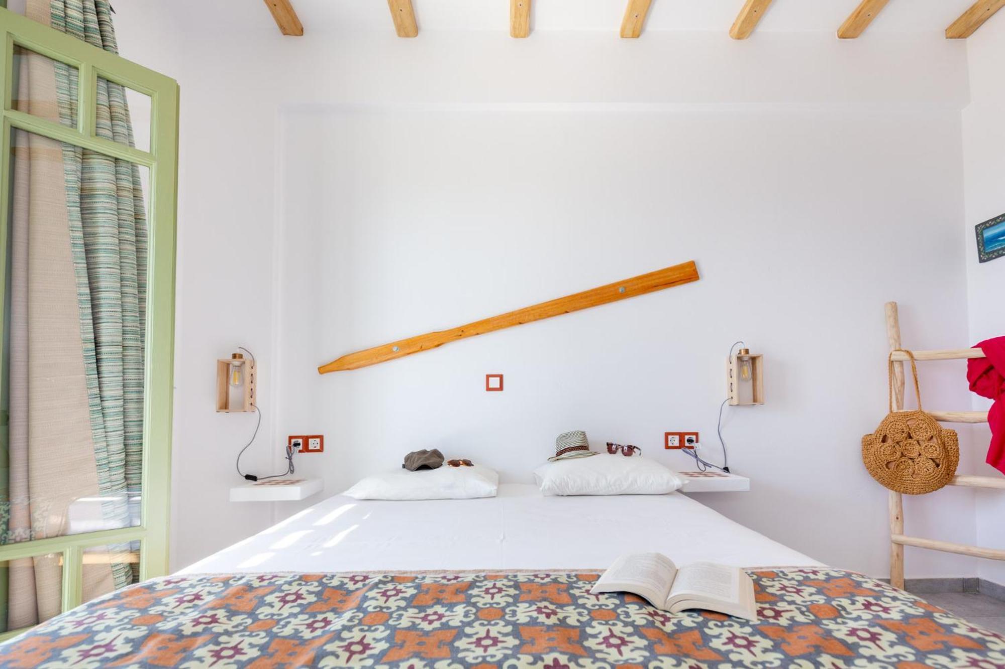 Ailouros Summer Hotel Schoinoussa 外观 照片